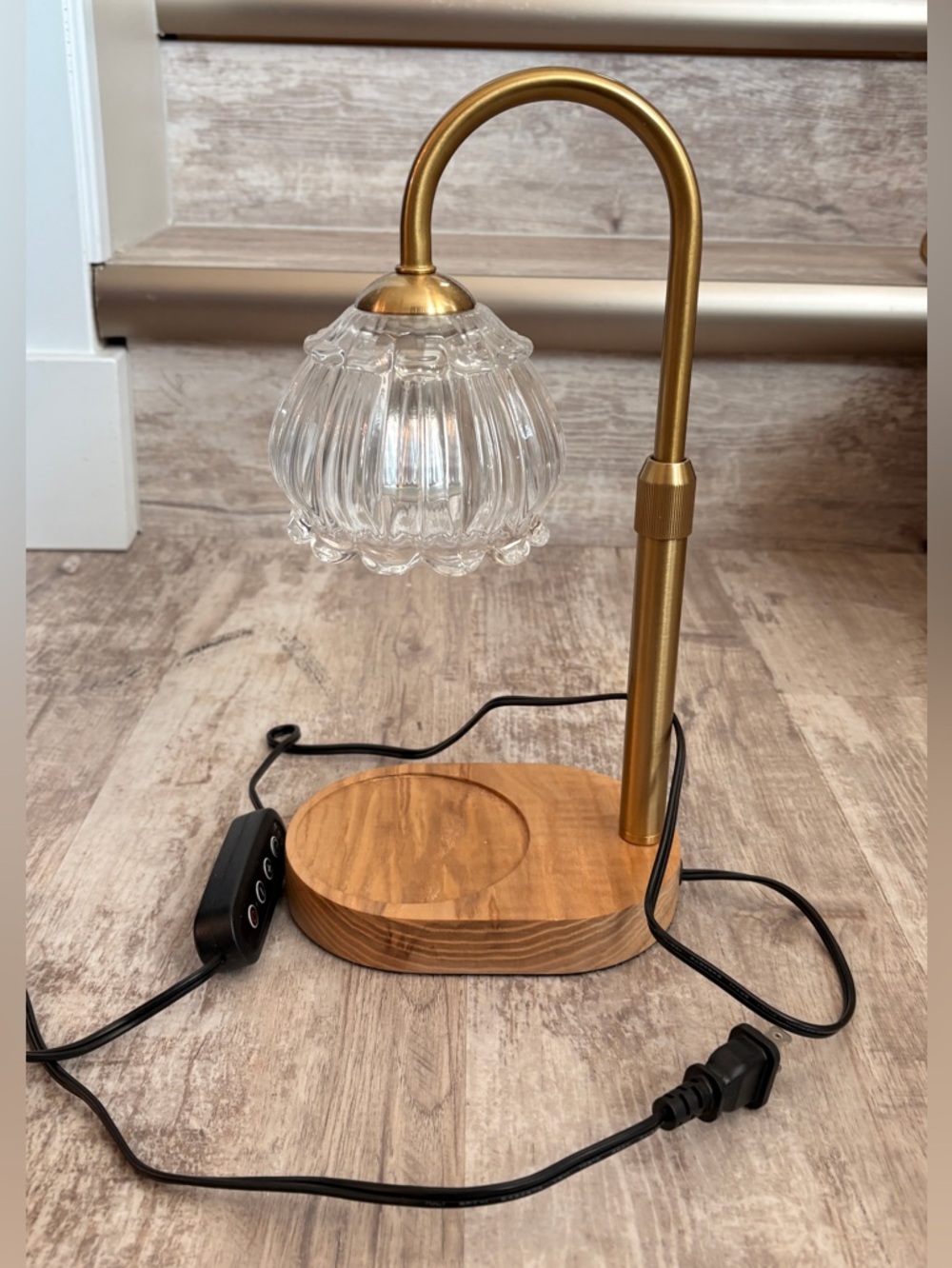 Gold, wood, & glass electric candle warmer! Like new condition, works great!